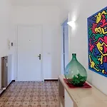 086 - Sunshine Home, 5 Minuti Dalla - Parcheggio Privato Gratis Incluso Apartmán *