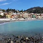 086 - Sunshine Home, 5 Minuti Dalla - Parcheggio Privato Gratis Incluso