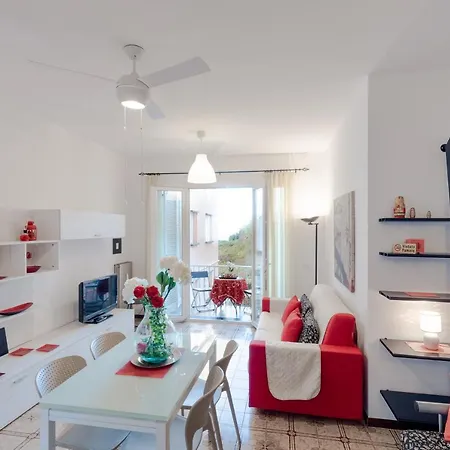 086 - Sunshine Home, 5 Minuti Dalla - Parcheggio Privato Gratis Incluso * Ospedaletti