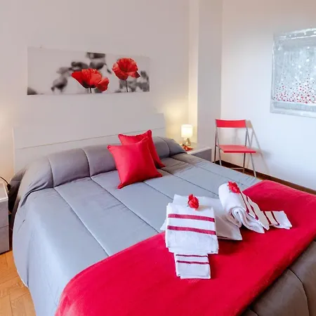 Апартаменты 086 - Sunshine Home, 5 Minuti Dalla - Parcheggio Privato Gratis Incluso