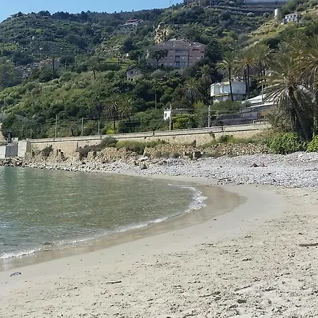 086 - Sunshine Home, 5 Minuti Dalla - Parcheggio Privato Gratis Incluso