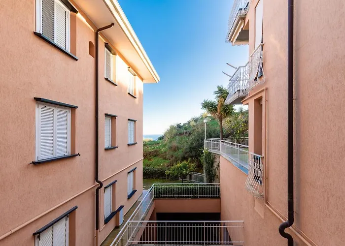 Lejlighed 086 - Sunshine Home, 5 Minuti Dalla - Parcheggio Privato Gratis Incluso